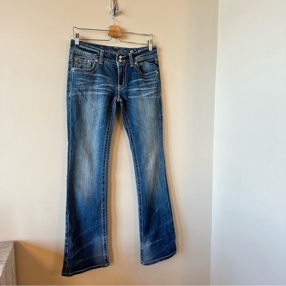 MISS Me Womens Swirl Mid Rise Medium Wash Bootcut Jeans (Size:29) - Picture 3 of 15